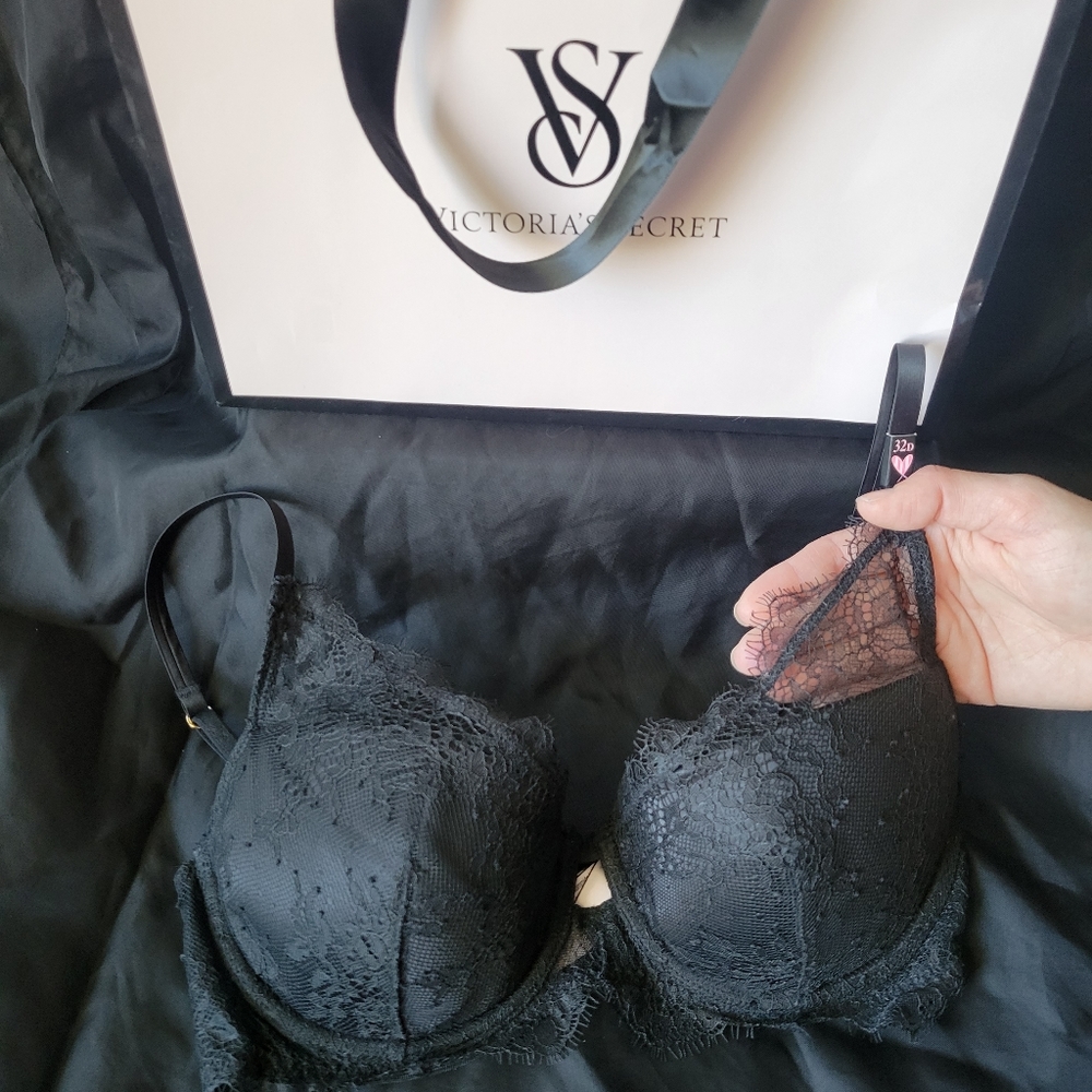 NEW Victoria's Secret Bra